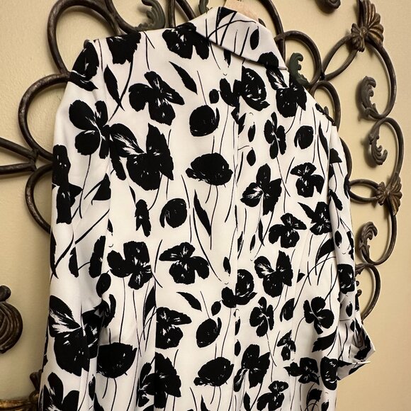Kasper Size 10 Stretch Poly White Black Floral Print Single Button Blazer - Picture 2 of 5